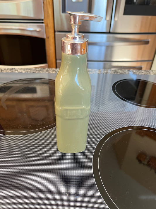 Longaberger soap dispenser in Sage