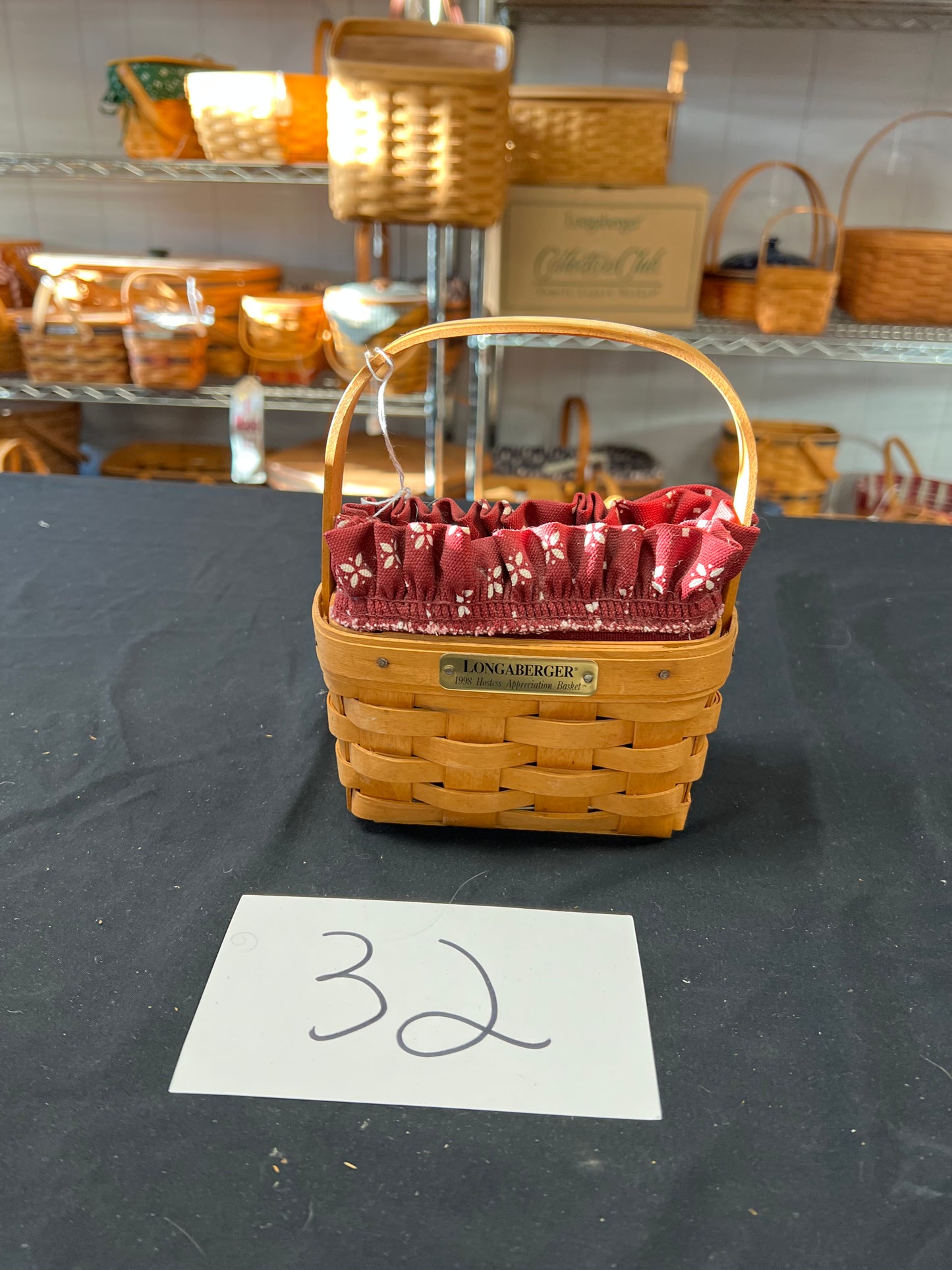 Longaberger 1998 hostess appreciation basket with liner