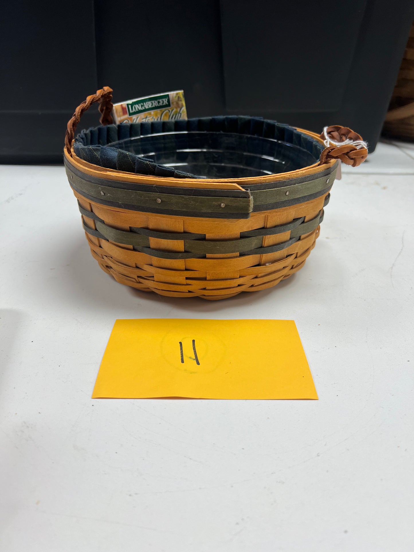 Longaberger Collectors Club 1998 Renewal Basket with Liner and Protector