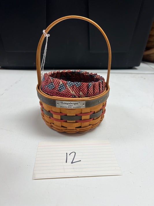 Longaberger 1997 inaugural basket with liner & protector