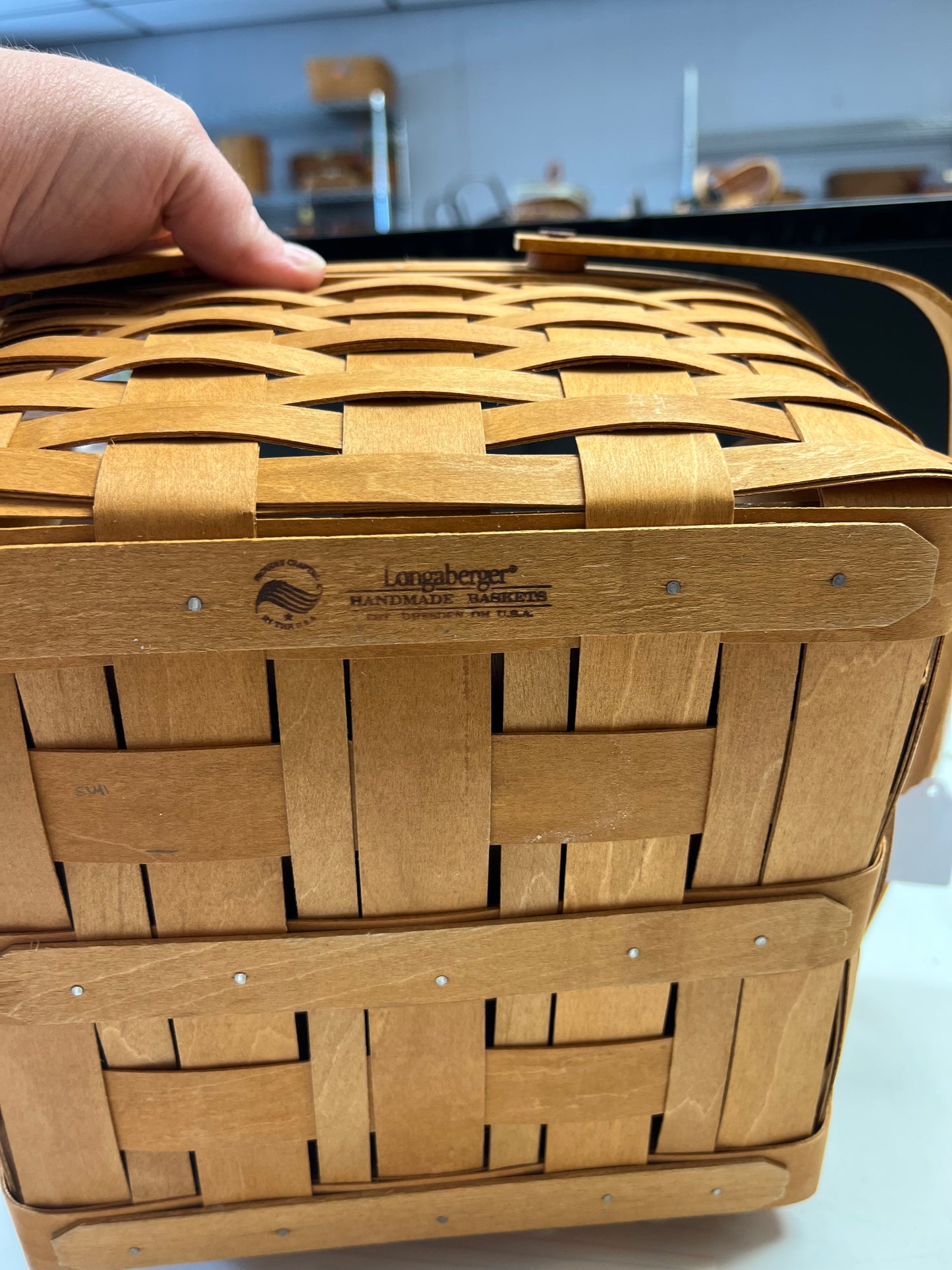 Longaberger Cake Basket with Riser