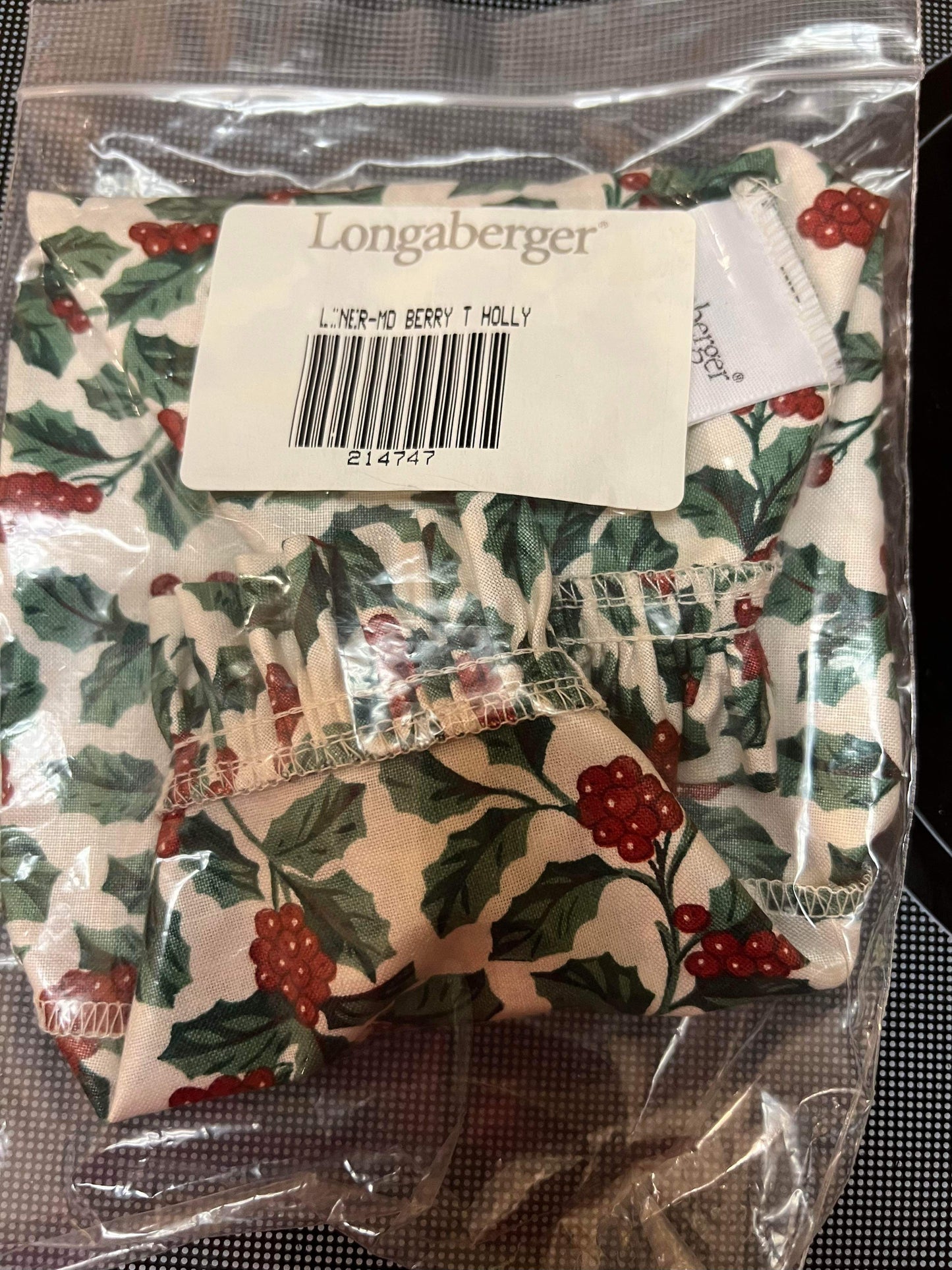 Longaberger Medium Berry Liner in Traditional Holly