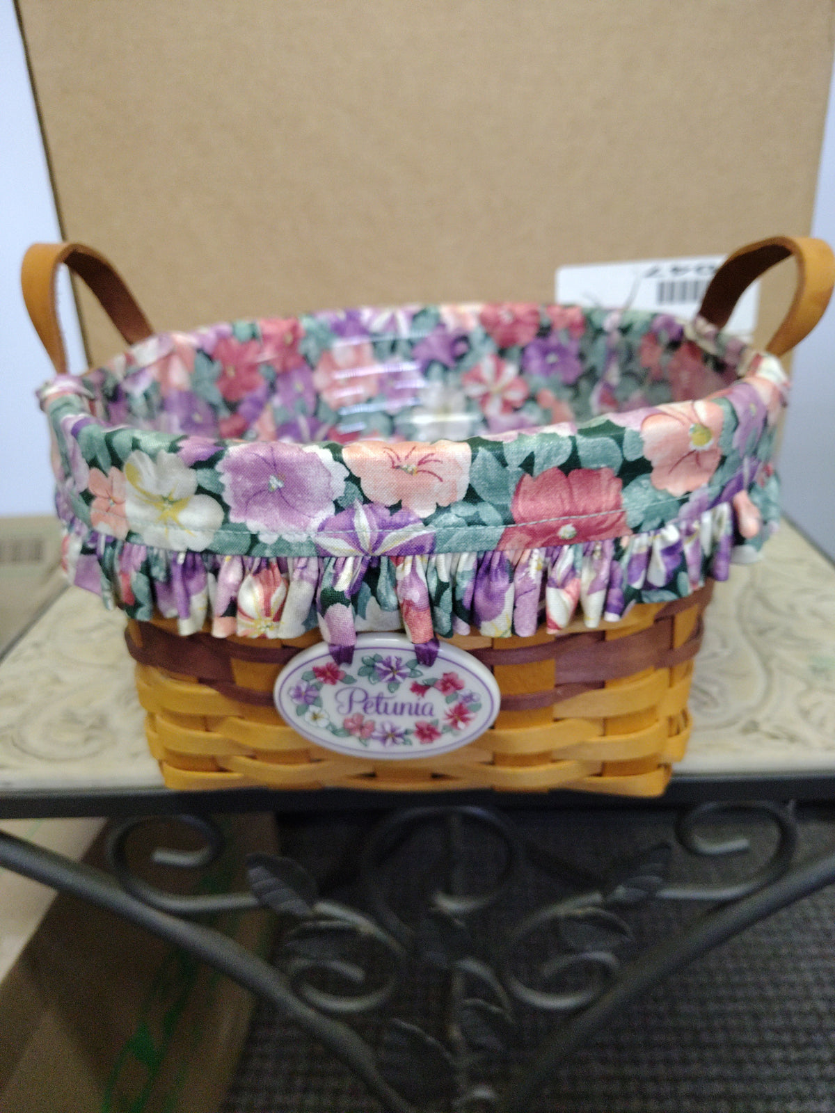 Longaberger Petunia basket with liner, protector and tie on