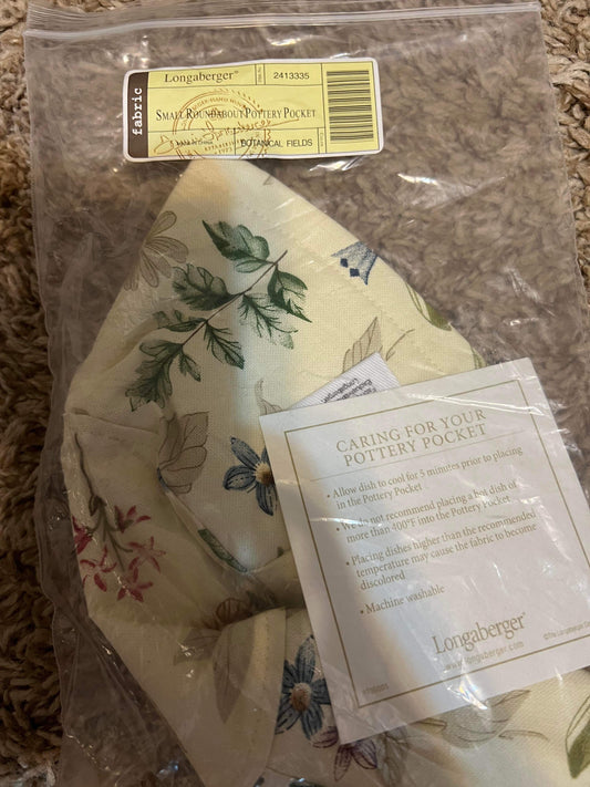 Longaberger Small Roundabout Pottery Pocket in Botanical Fields