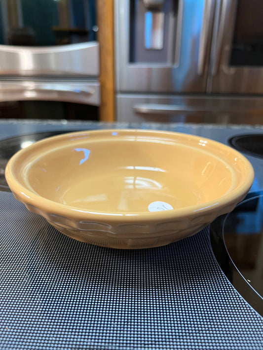 Longaberger 6” pie plate in butternut