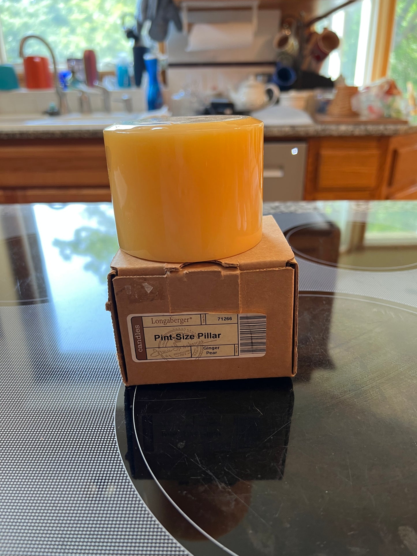 Longaberger pint size candle in ginger pear