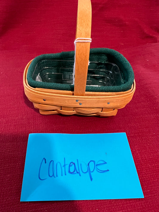 Longaberger parsley basket with liner and protector