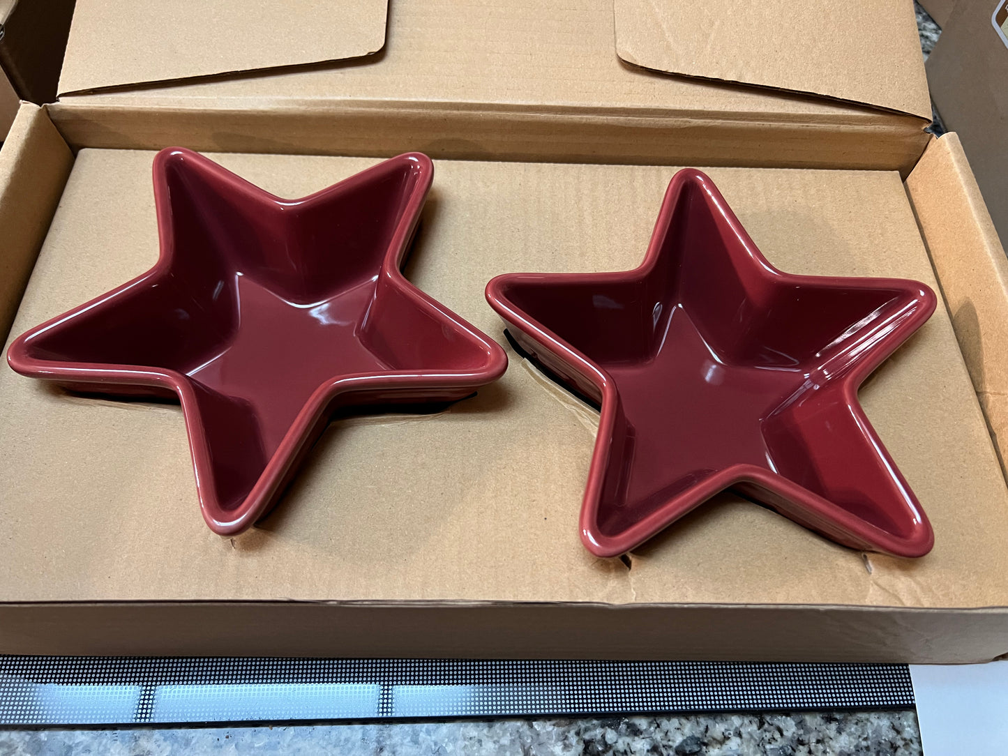 Longaberger star dish set of 2 in paprika