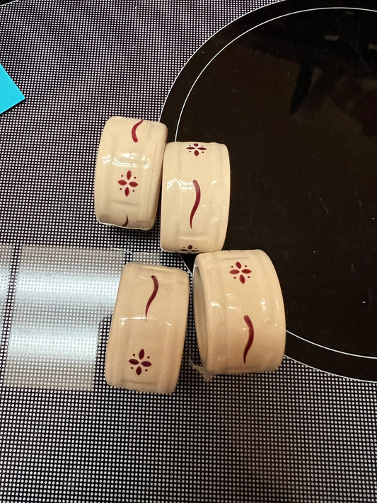 Longaberger set of 4 napkin rings in traditional red