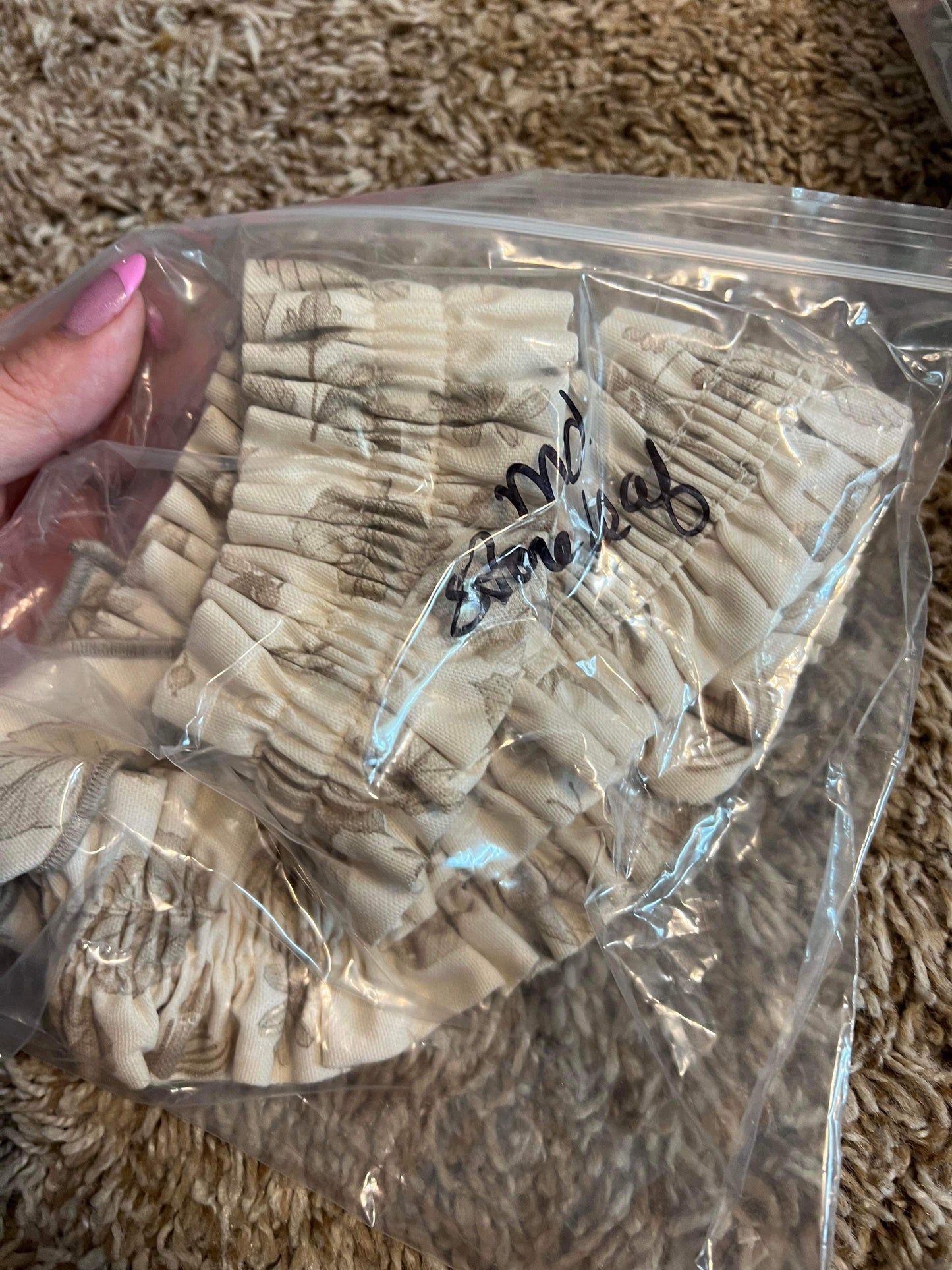 Longaberger Medium Garter in Stone Leaf