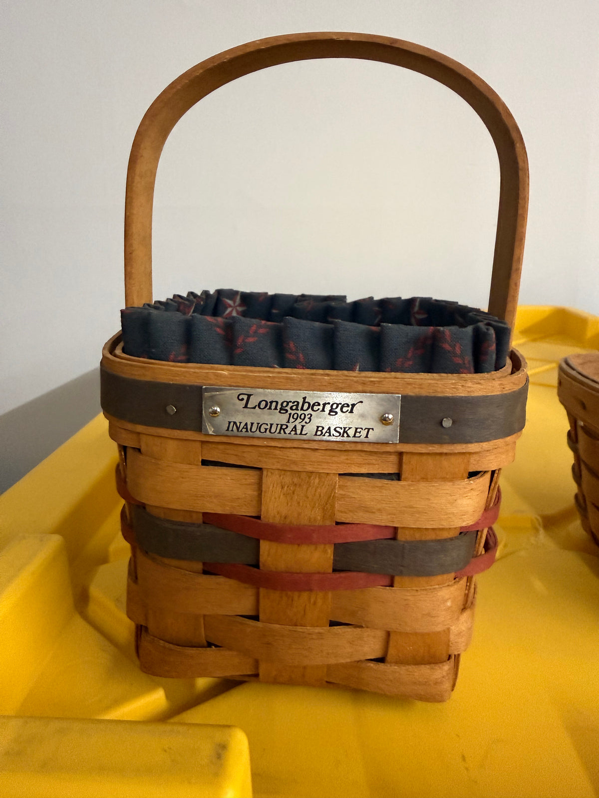 Longaberger 1993 inaugural basket with liner