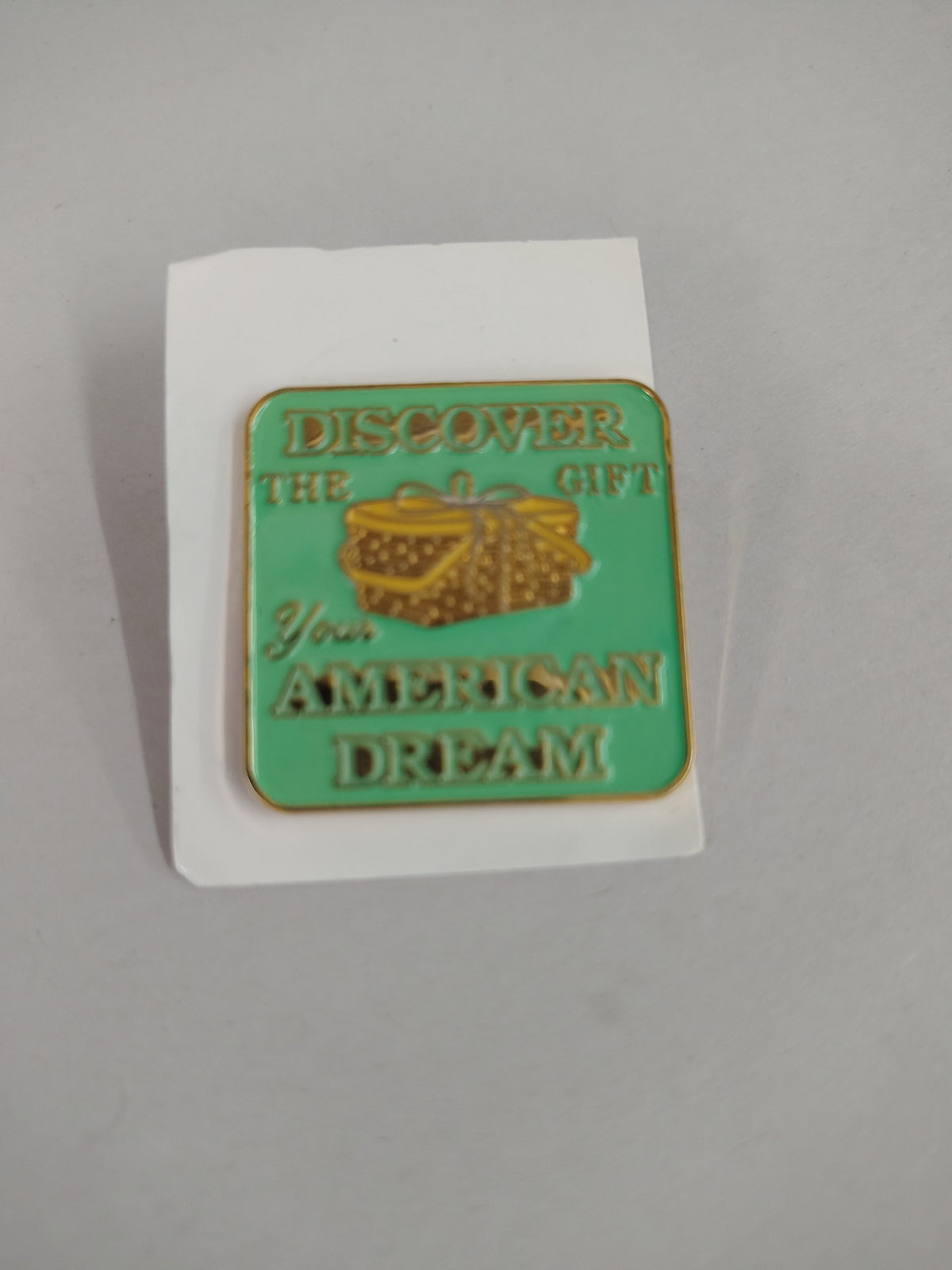 Longaberger Discover your American Dream pin