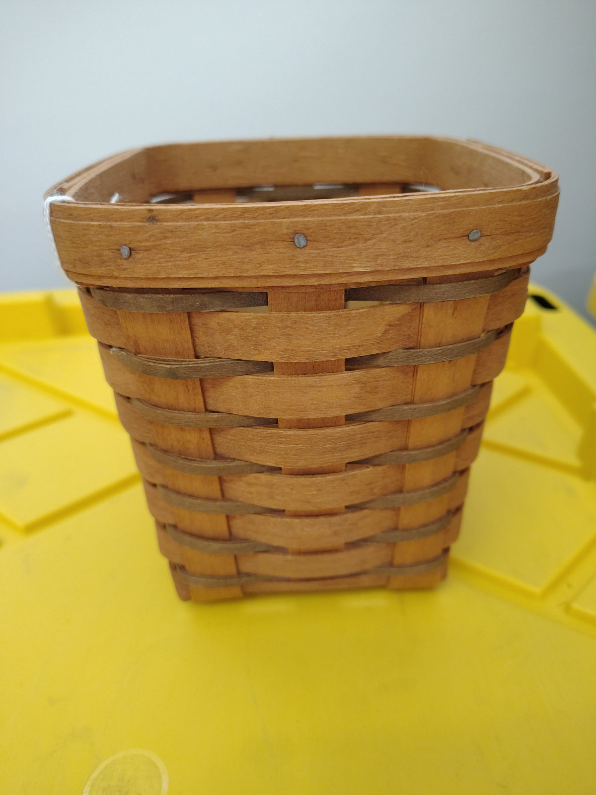 Longaberger small spoon with green weave basket