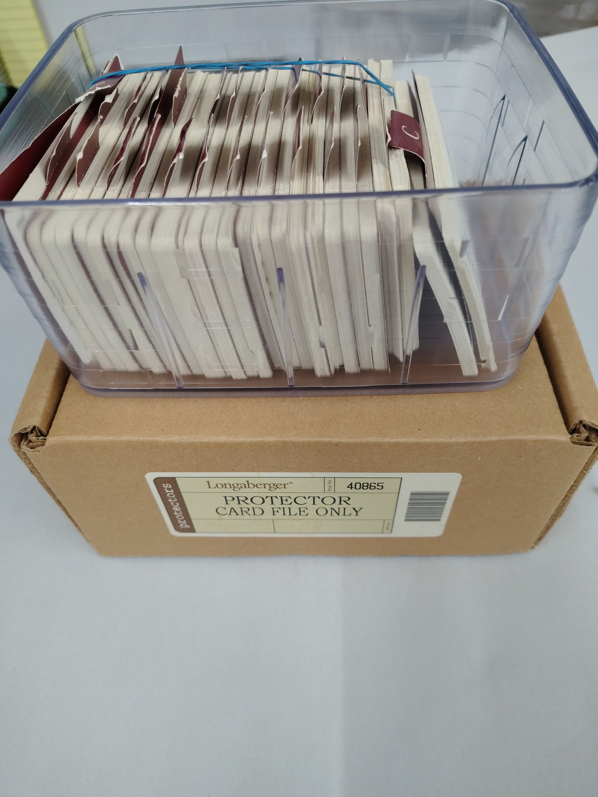 # 40865 Longaberger hard card file protector with cards