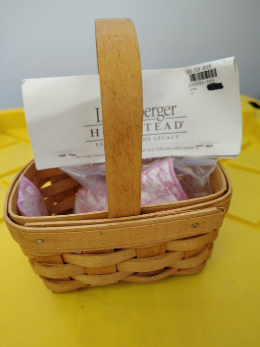Longaberger Horizon of Hope basket with handle tie