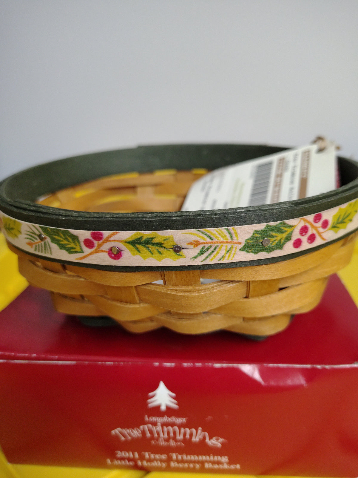 Longaberger Holly Berry basket with Tie on