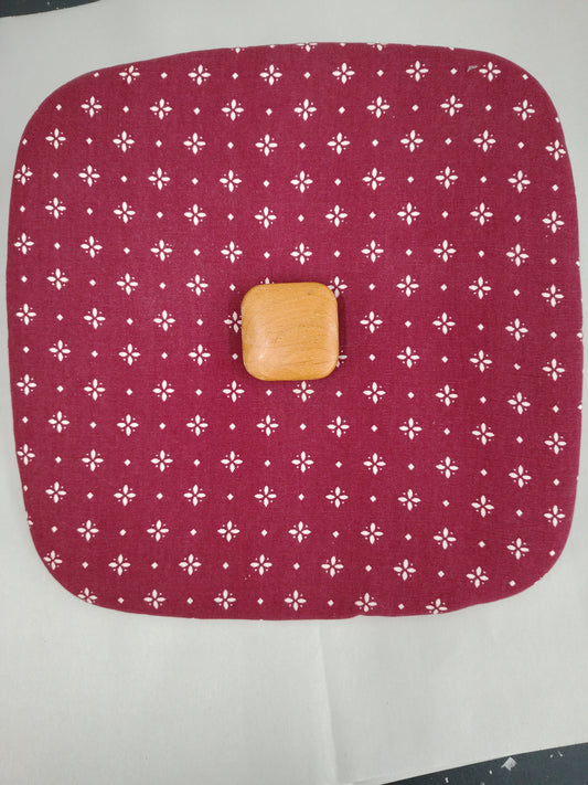 Longaberger 12.5x12.5" fabric lid in Traditional Red