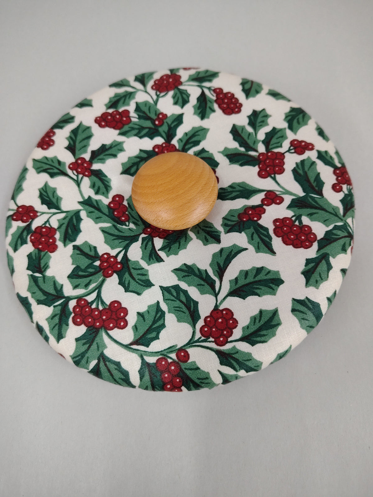Longaberger 8" traditional holly fabric lid