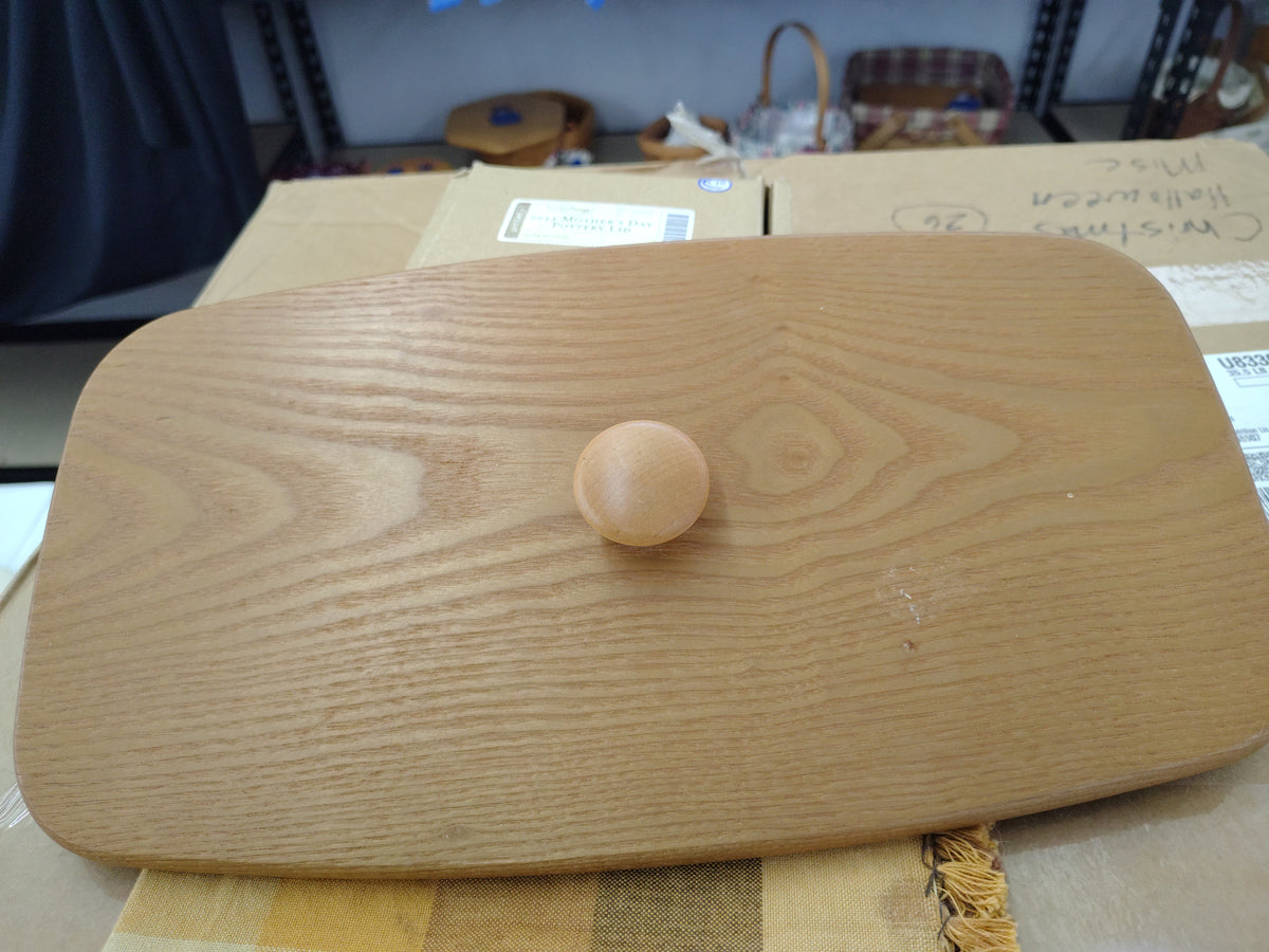 K.S. Lanam Bread lid