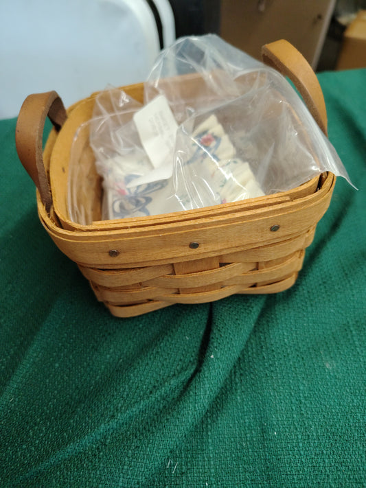 Longerberger Sweet Basil basket with Herbal Garden Liner and protector