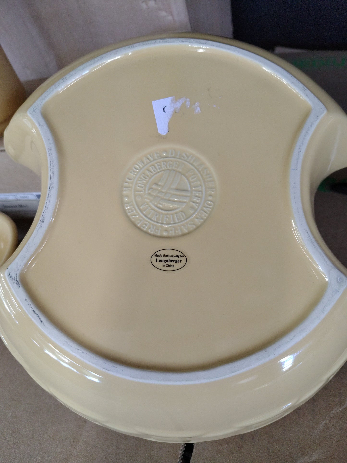 Longaberger Interlocking bowl in Butternut