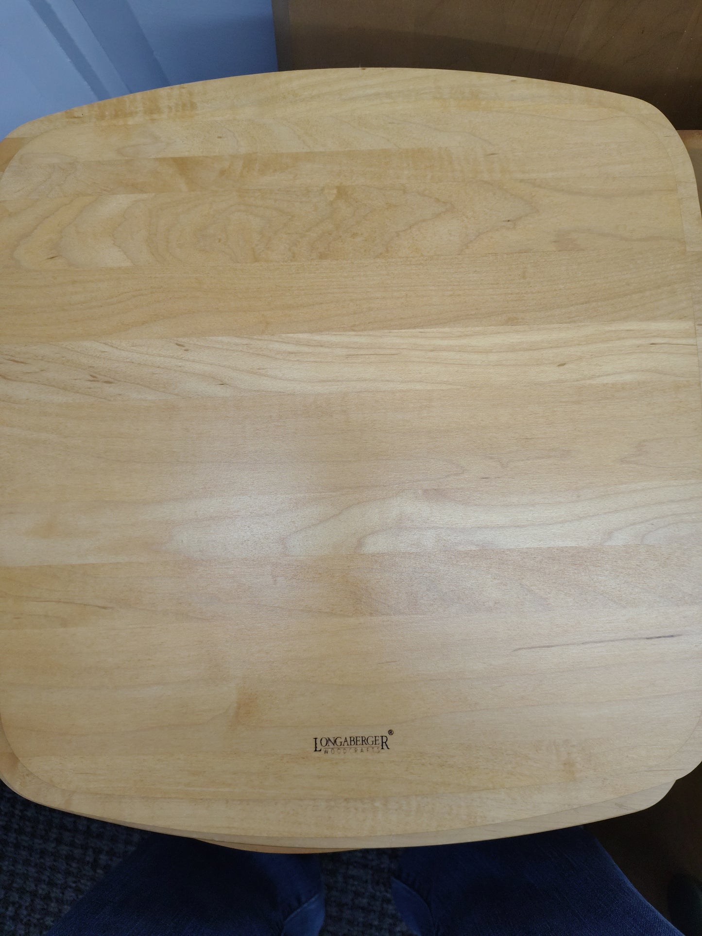Longaberger 1993 homecoming lid *has scratches*