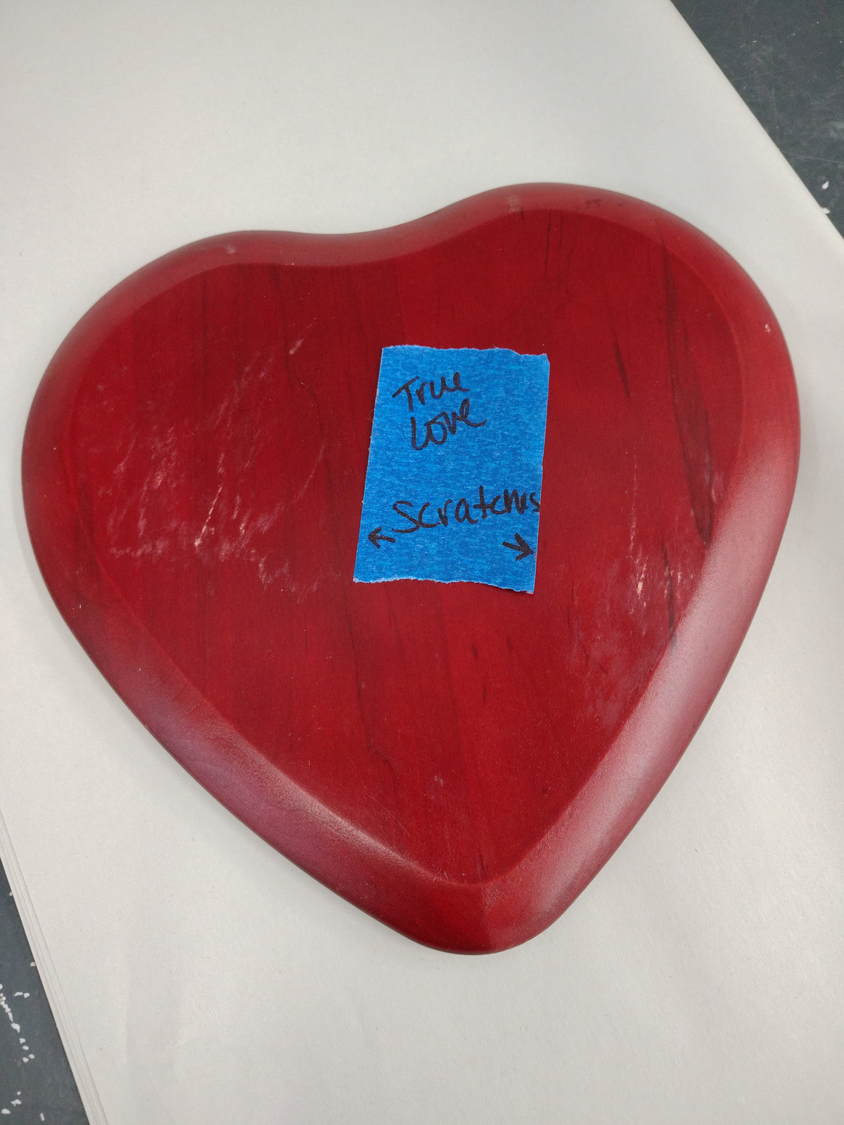 Longaberger True Love lid. ***Has scratches***