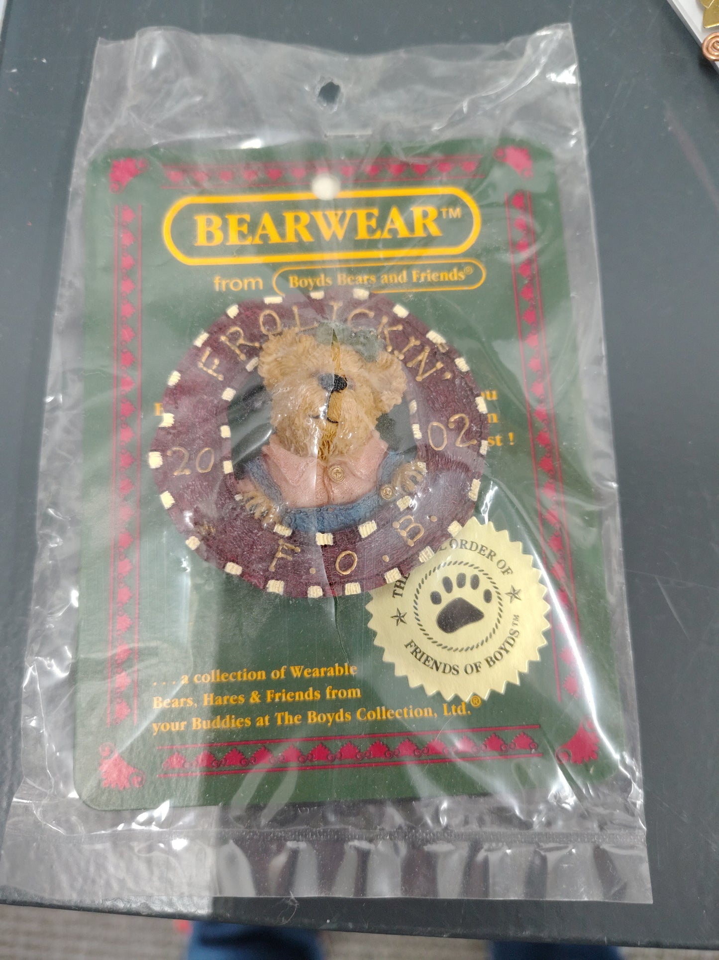 Boyd's Bear Frolicking 2002