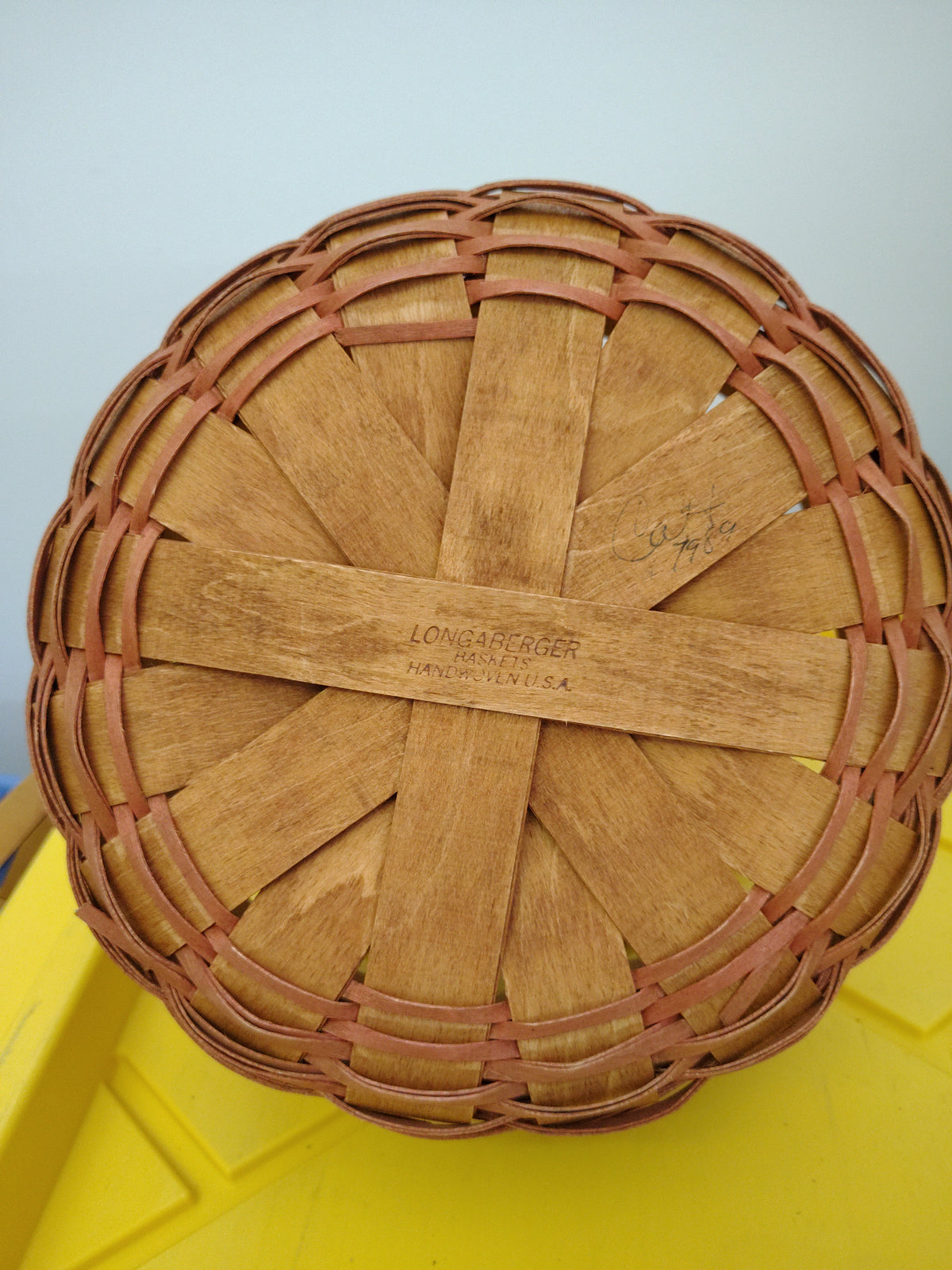 Longaberger quilting basket -red splints