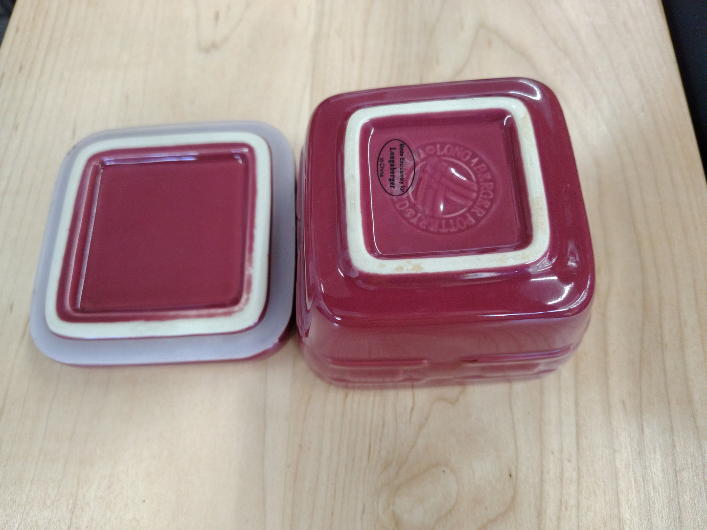 Longaberger resealable dish in paprika
