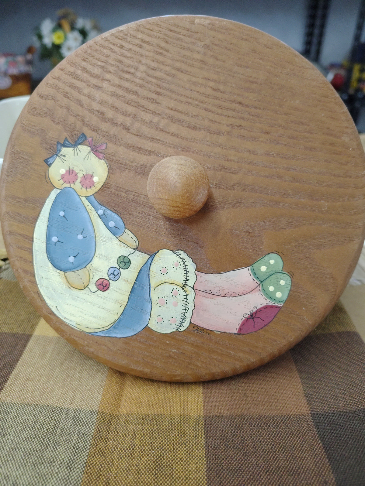 K.S. Lanam 7" doll lid