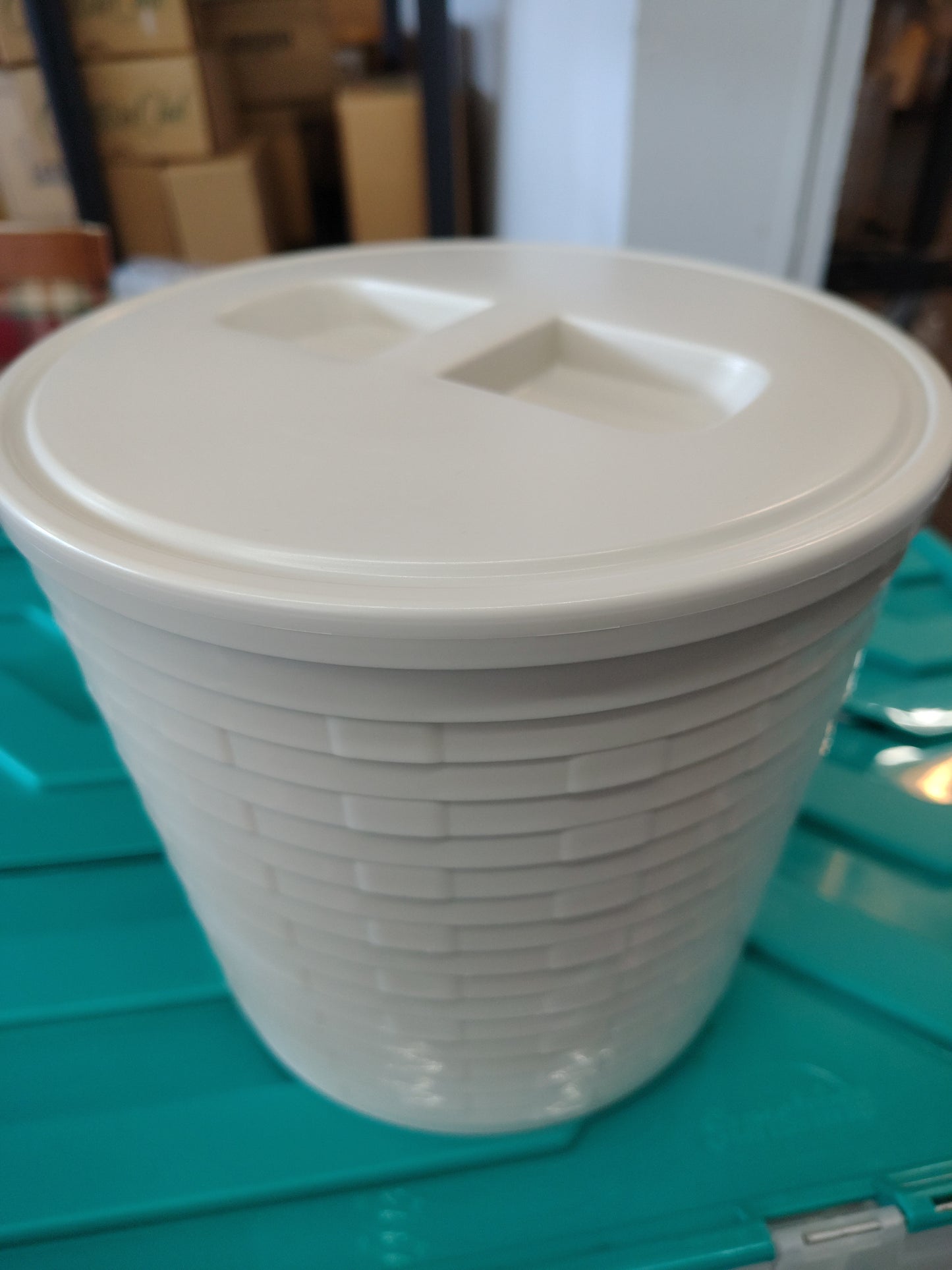 #40772 Longaberger ice bucket protector set