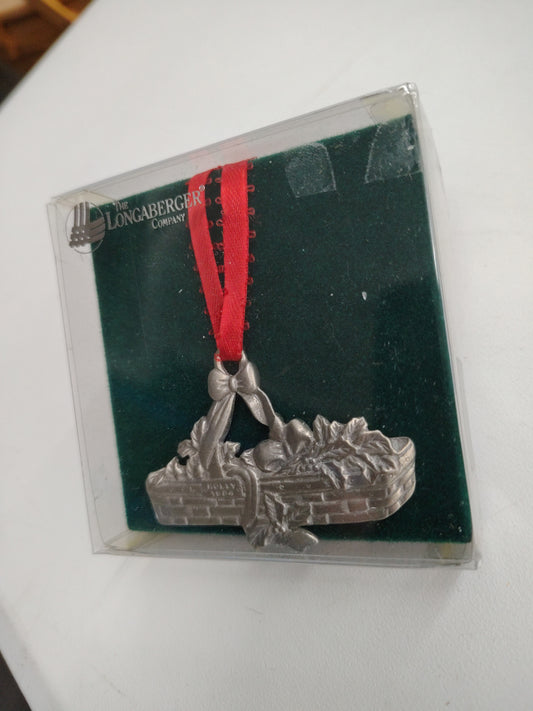Longaberger Holly 1984 pewter basket ornament