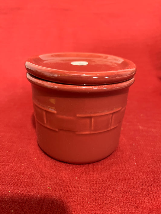 Longaberger salt Croc with lid on paprika