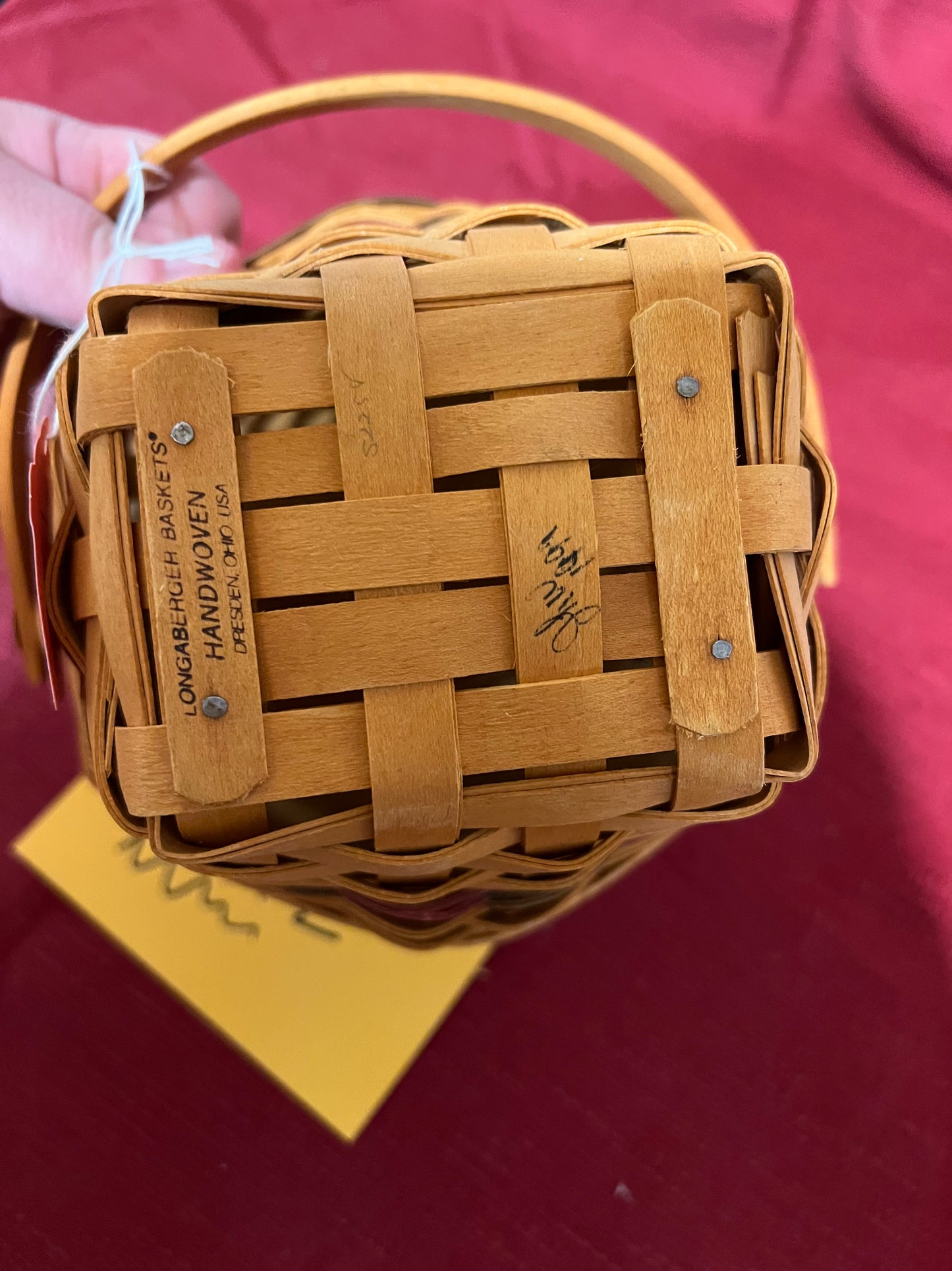 Longaberger 1999 sales leader award basket with lid