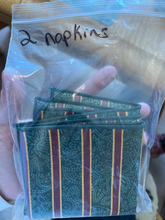 Longaberger pair of napkins in Imperial stripe