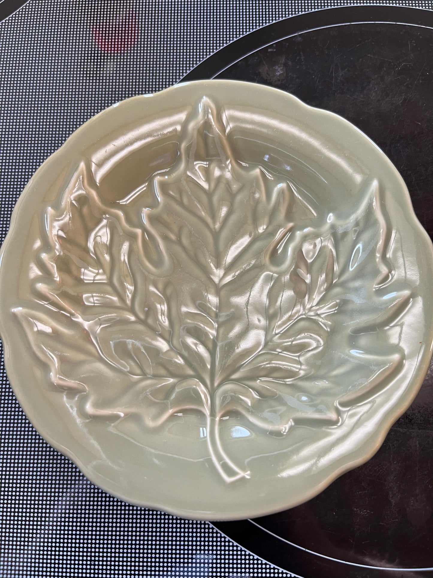 Longaberger falling leaves plate in sage