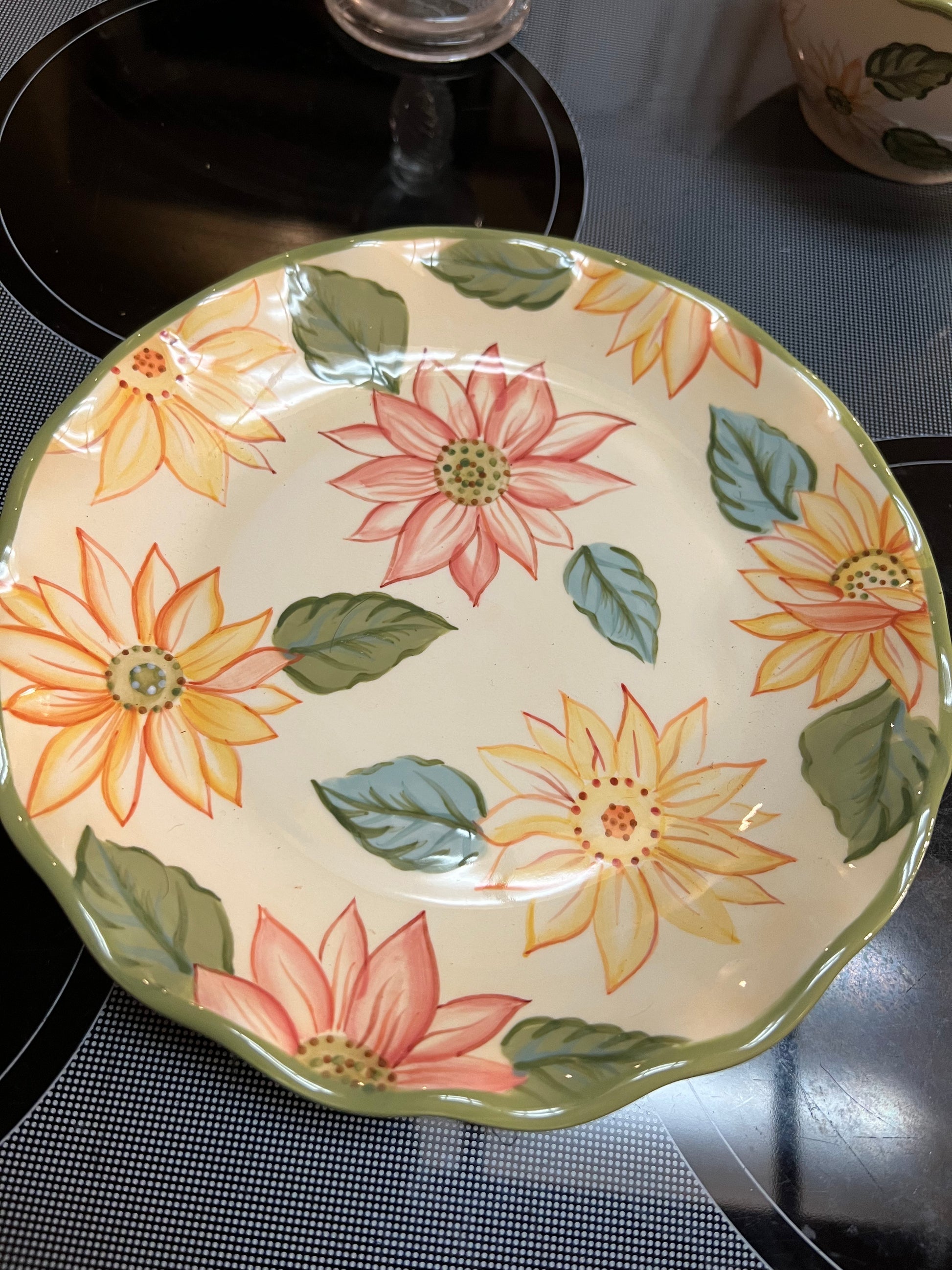 Longaberger luncheon shop plates