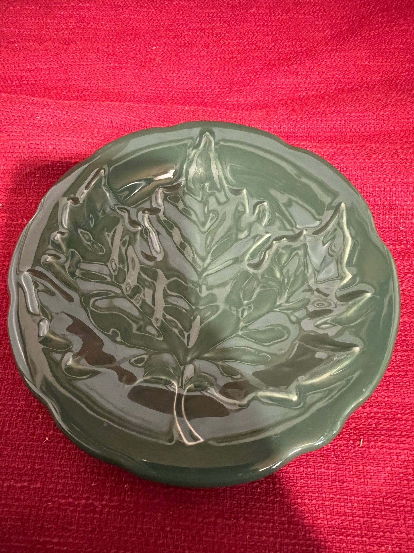 Longaberger falling leaves plate in ivy