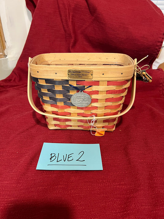 Longaberger signed 20th century basket with protector & tie on