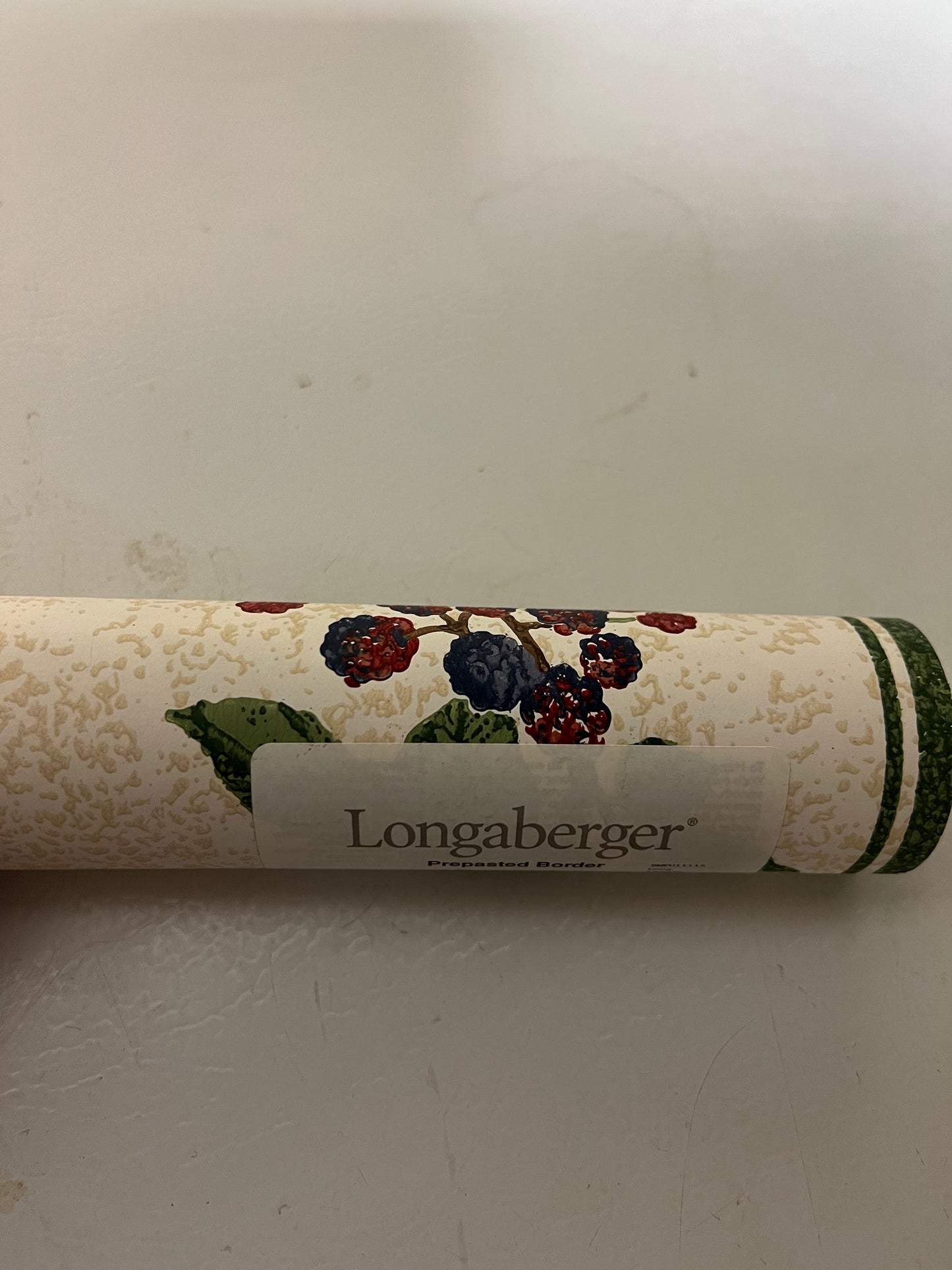 Longaberger fruit medley wallpaper border (green trim)