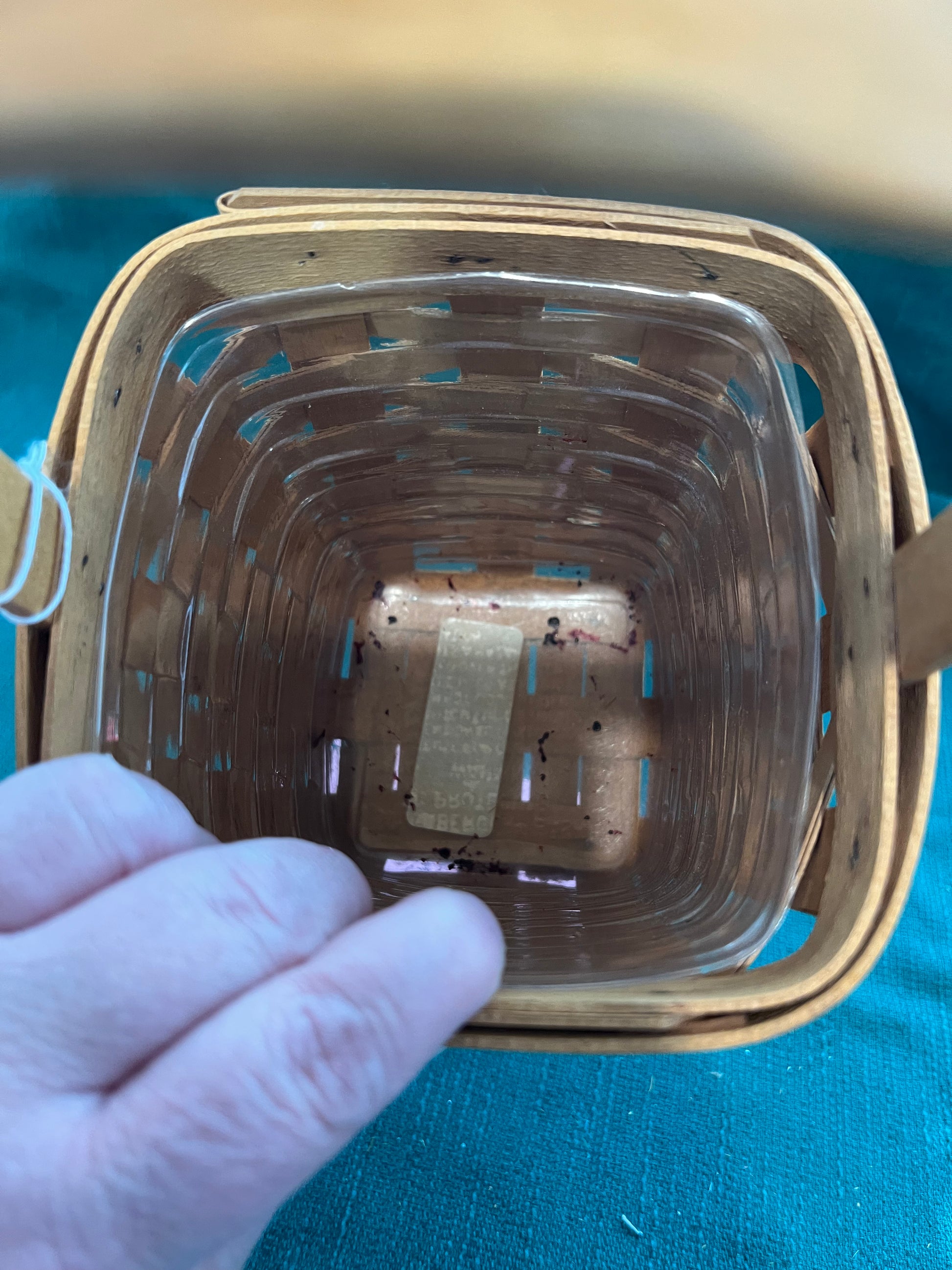 Longaberger medium peg basket with protector has pen marks Bonkers 4