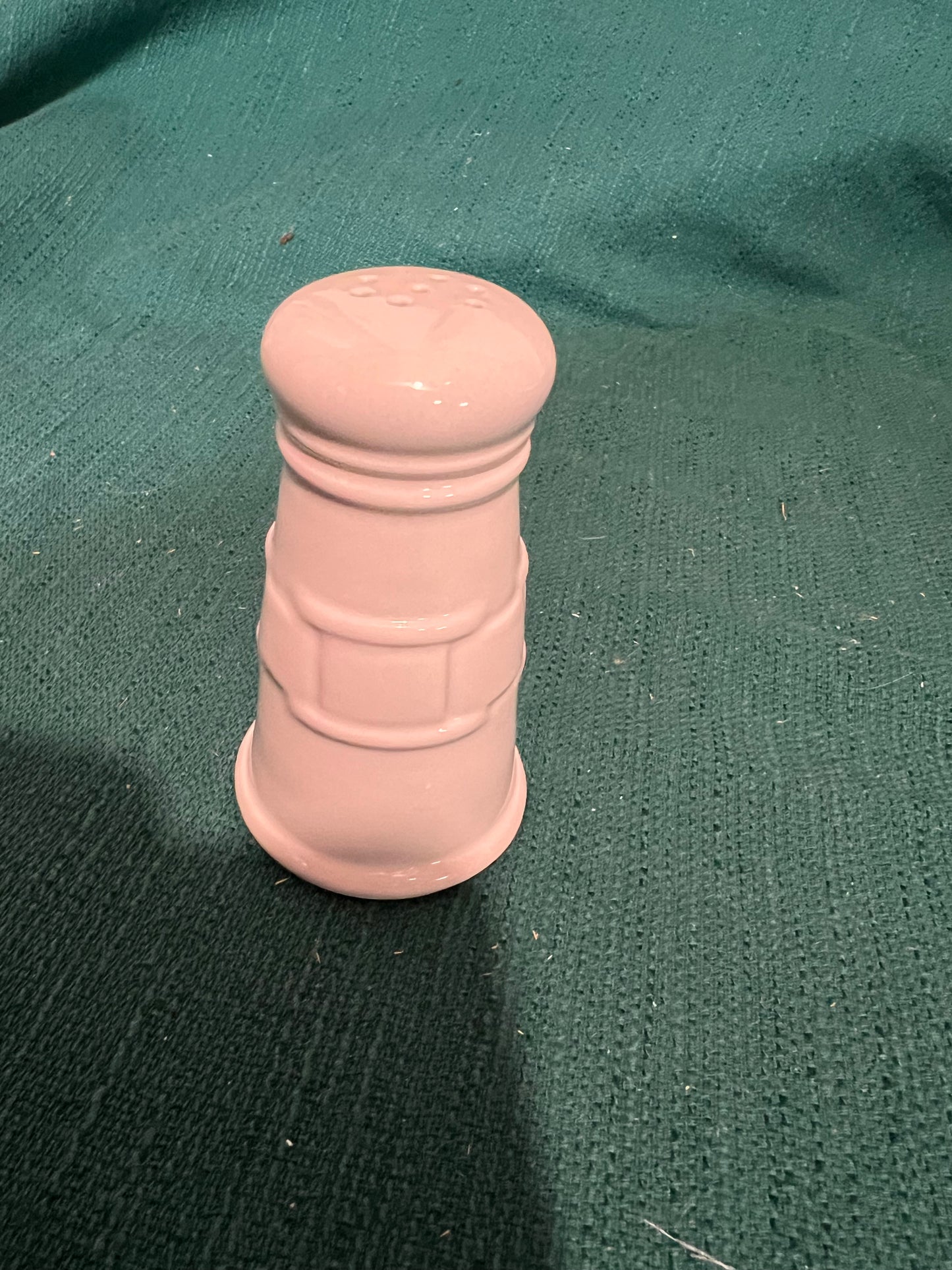 Longaberger salt shaker in ivory